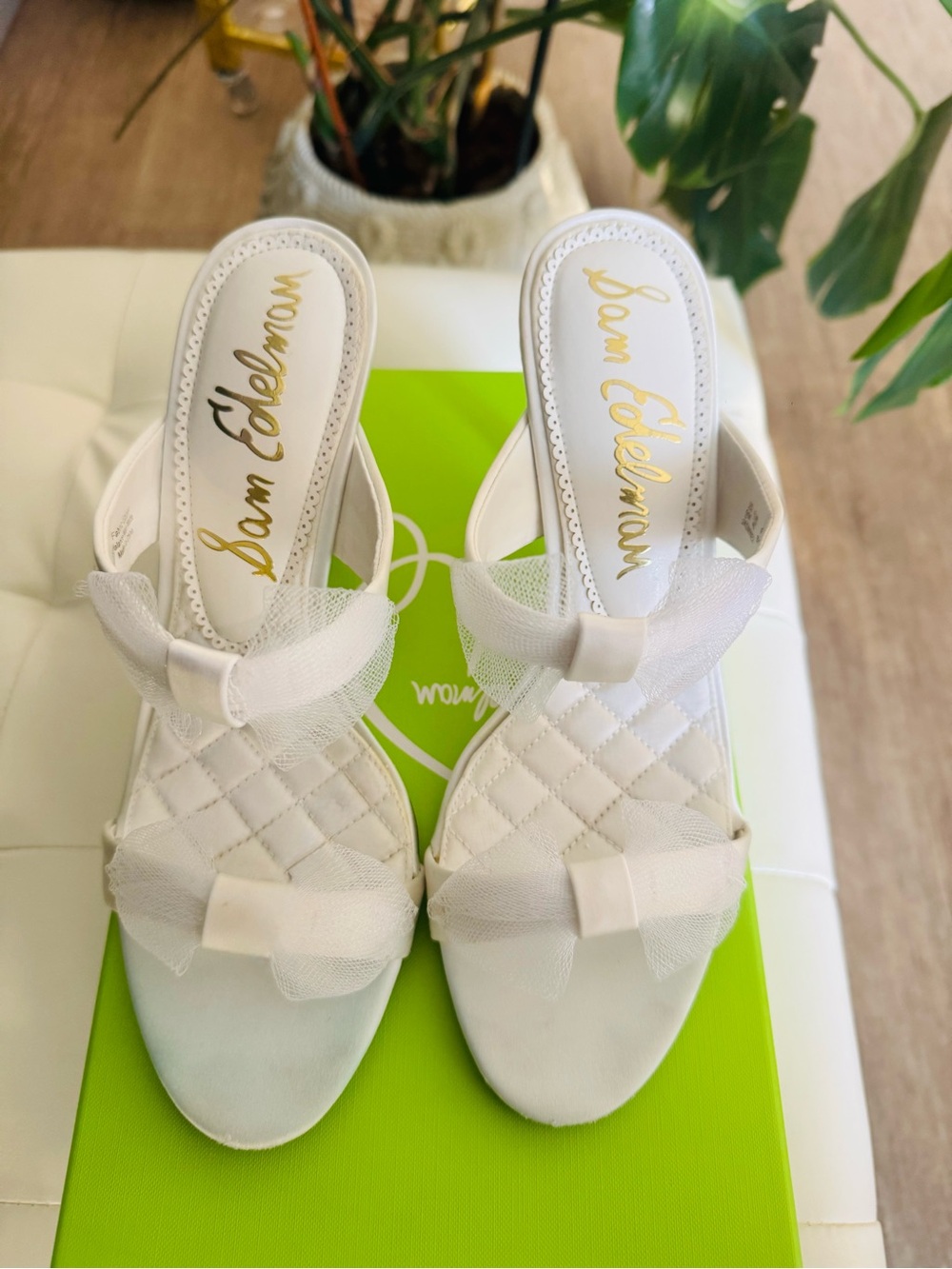 Sam Edelman White Quilted Bow Slide Heels